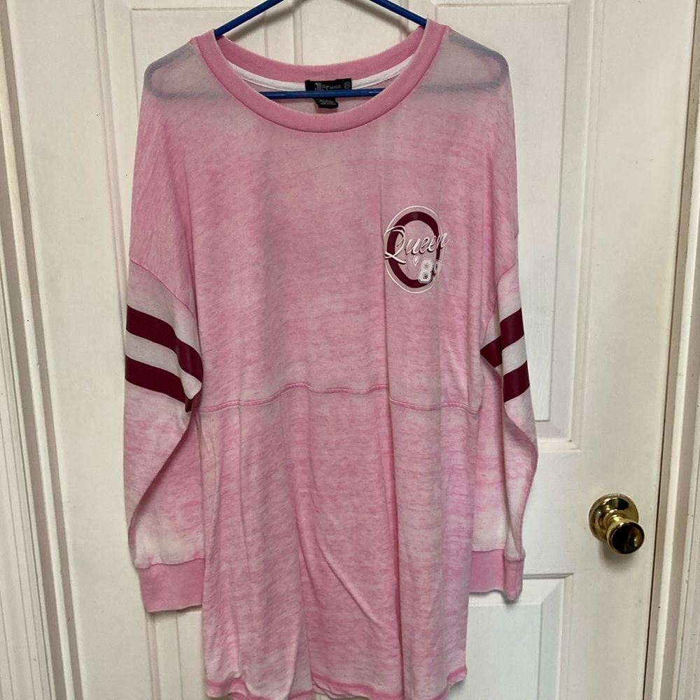 3/$20…bundle and save …
2x Jersey type top